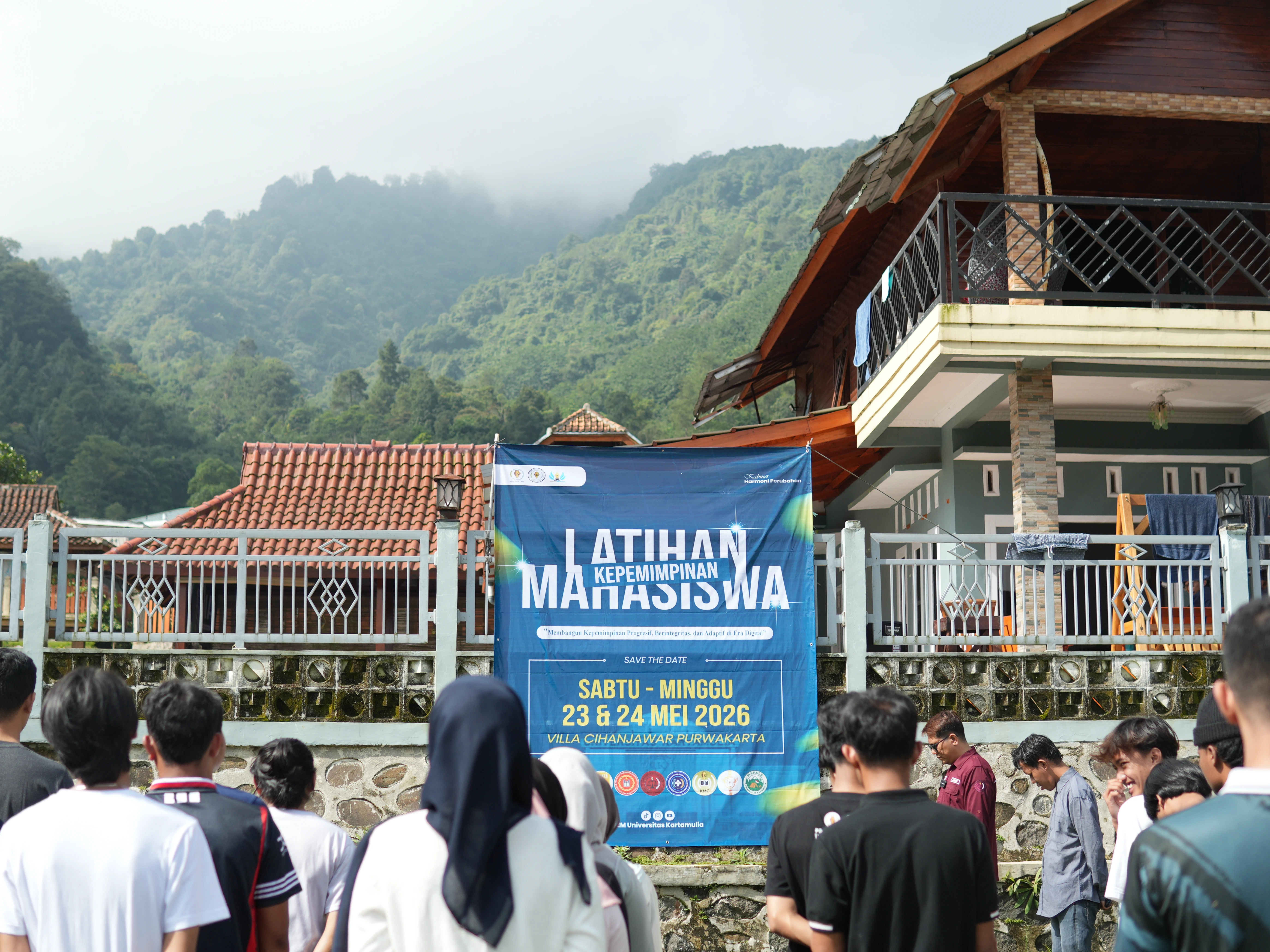 Presentasi Tim LKM